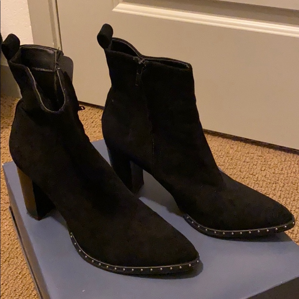 So Me Black Booties